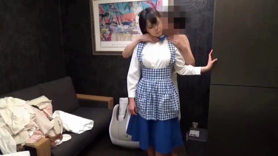 【ほんもの制服シリーズ】川崎の美少・女せなちゃん神戸屋レストランの制服でエッチ41分