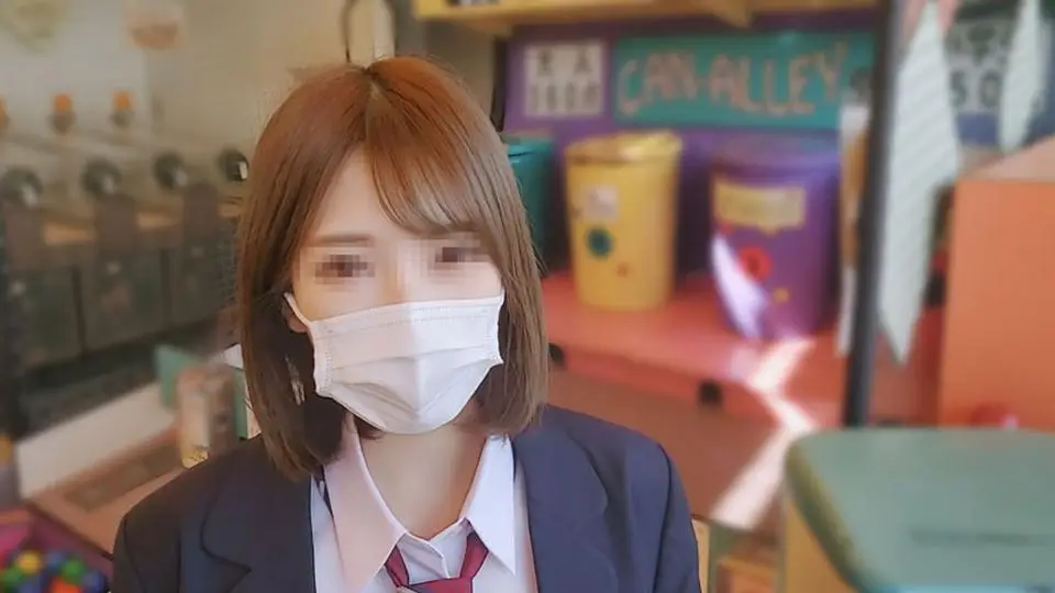 【顔出し】県立女子校③ボーイッシュな美少女。～最後の制服～