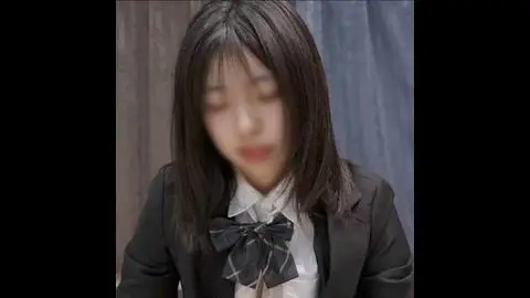 おっぱい大きめなクッキリ顔18才たおちゃん!騎乗位でゴムが外れてガチ泣き!【4K/30p/20Mbps】
