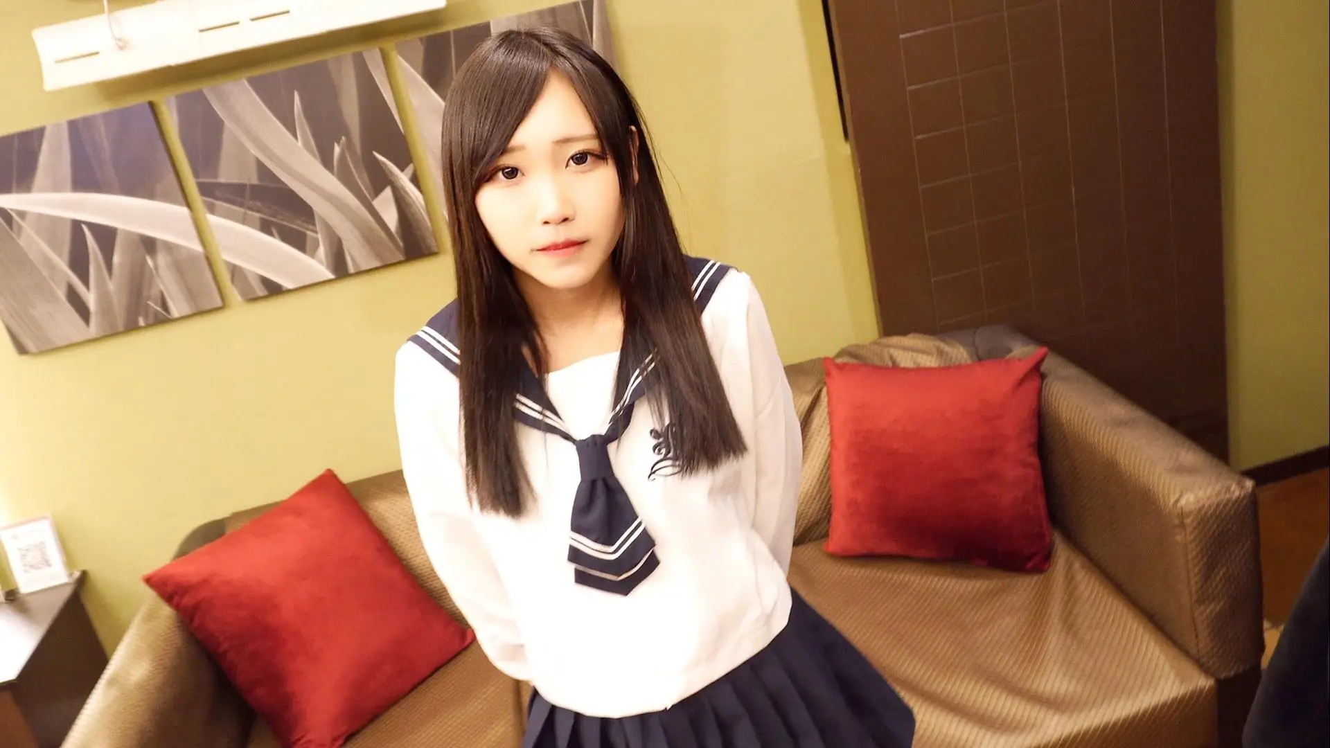 【完全顔出し】【無修正】【完全初撮り】新垣◯衣似の１８歳某アイドルグループ所属現役生。経験人数２人の低身長147㎝細身アイドルに無理矢理、硬直キモオジ生ペニスで一週間熟成の濃厚白濁汁大量中出し。