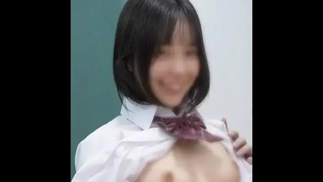 18才のんちゃん生外ハメ撮り口内ごっくん！【4K/30p/22Mbps】