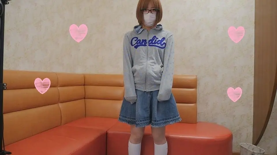 【個人撮影】しおん18歳　エッチ大好きメガネっ子に特濃ザーメン中出し更にバキュームマンコ【素人動画】